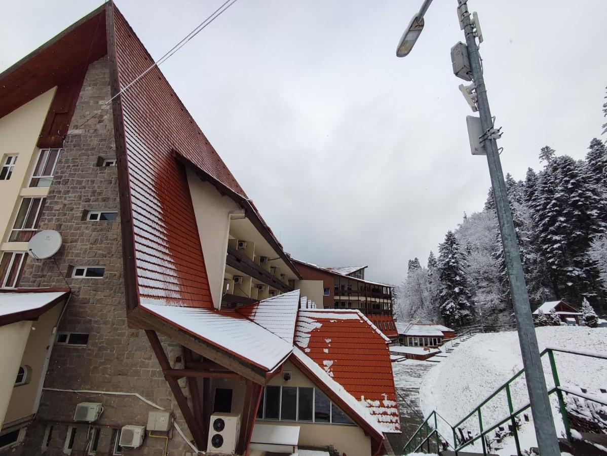 Hotel Ciucas Беїле-Тушнад Екстер'єр фото